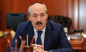 Рамазан Абдулатипов провел встречу с руководителями Хивского и Сулейман-Стальского районов