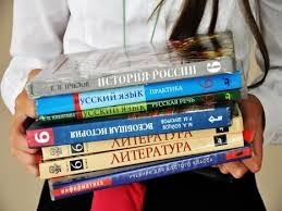 Минобрнауки Дагестана обеспечит учебниками все школы республики
