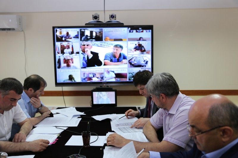 При участии замминистра финансов РД состоялось совещание по вопросам задолженности за потребленные энергоресурсы