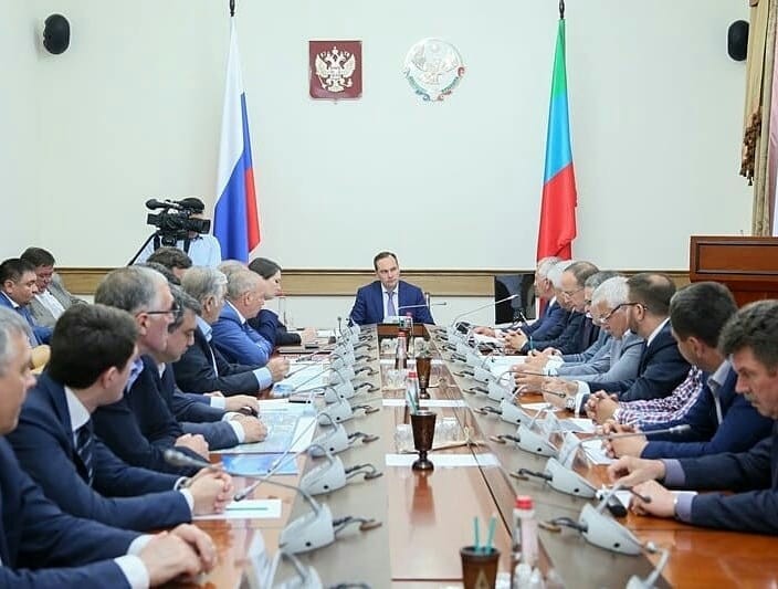 В Правительстве РД обсудили расширение и реконструкцию (II очередь) канализации в Махачкале