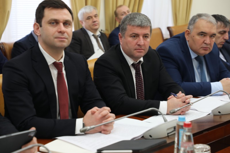 Минфин республики планирует оптимизацию расходов в целях обеспечения сбалансированности бюджета и сокращения его дефицита