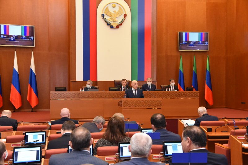 Парламент Дагестана принял республиканский бюджет на 2022 год