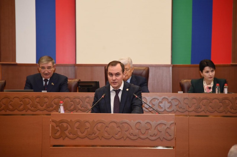 Правительство РД отчиталось о результатах деятельности за прошлый год