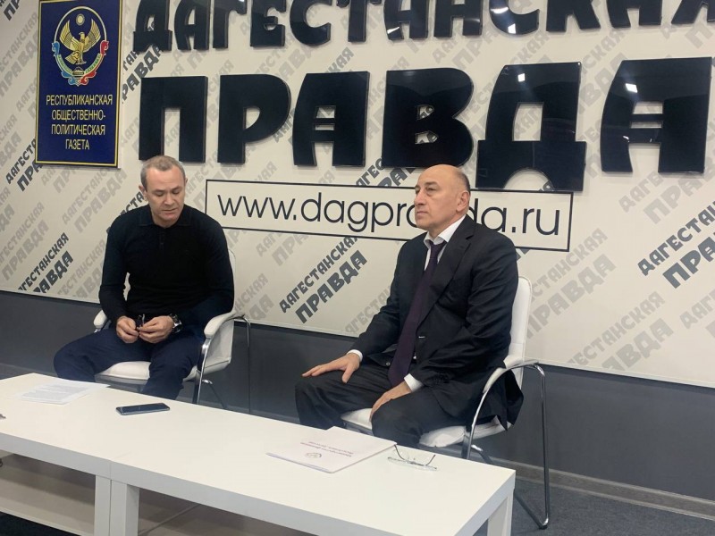 Со следующего года МРОТ будет доведен до 16242 рубля, Али Исламов ответил на вопросы журналистов