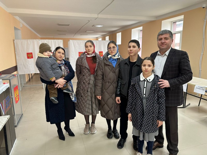 В Год семьи голосуем всей семьёй