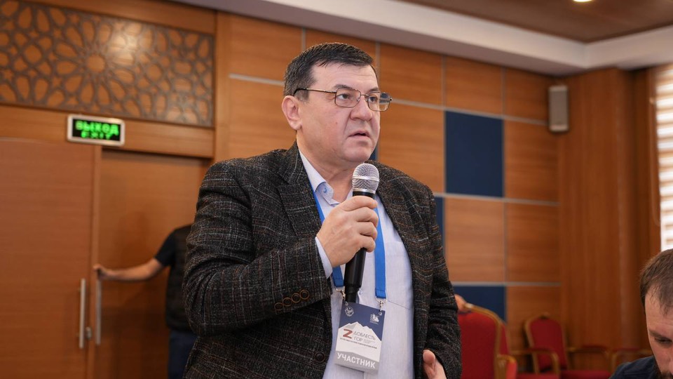 Воспитание новых лидеров: Шамиль Дабишев провел откровенный разговор с участниками «Доблести гор»